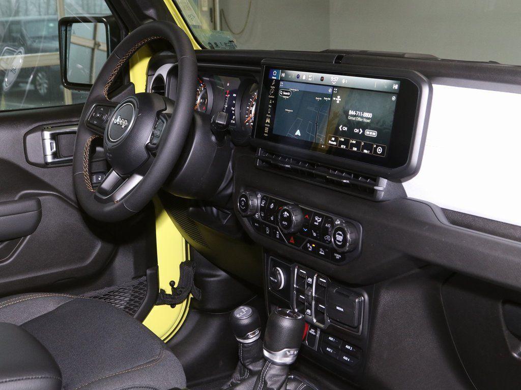 new 2024 Jeep Gladiator car, priced at $46,543