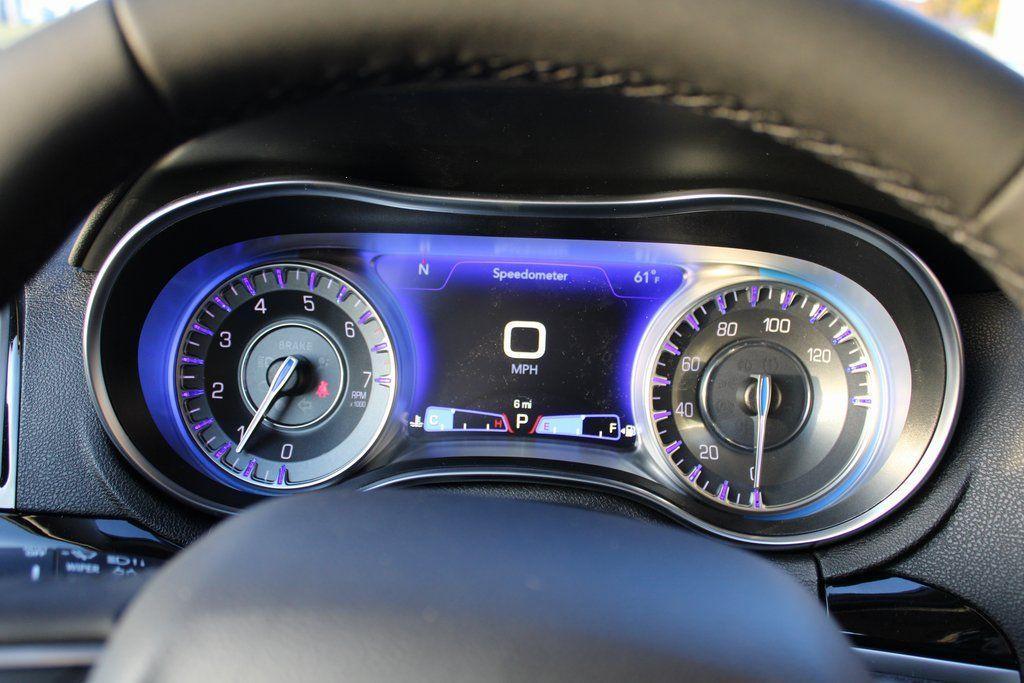 new 2023 Chrysler 300 car, priced at $33,315