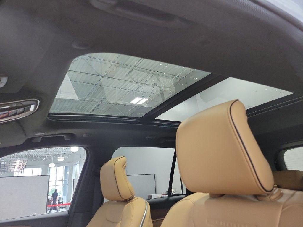 new 2025 Jeep Grand Cherokee car, priced at $63,090