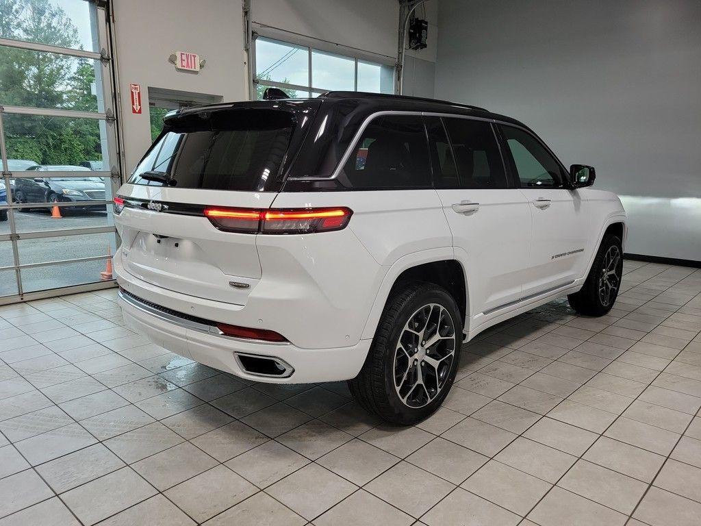 new 2025 Jeep Grand Cherokee car, priced at $63,090
