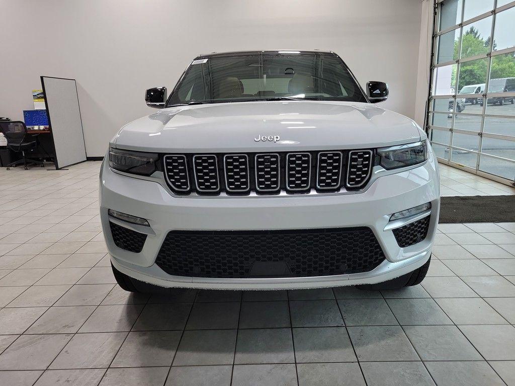 new 2025 Jeep Grand Cherokee car, priced at $63,090