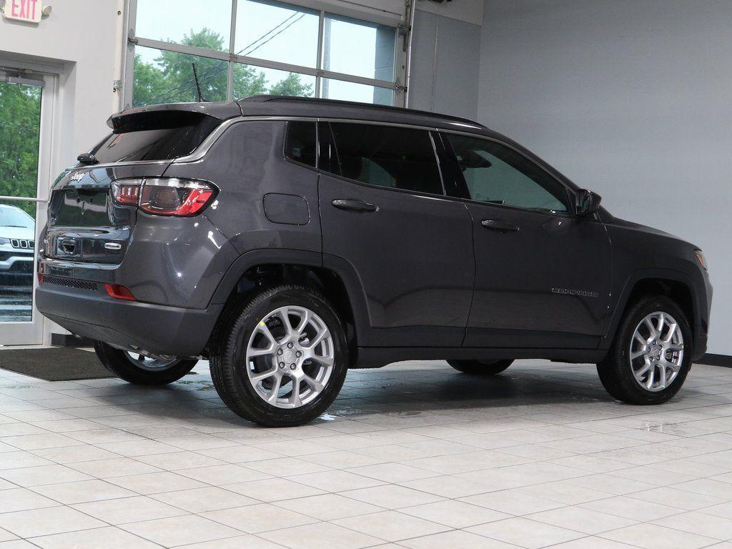 new 2024 Jeep Compass car, priced at $31,272