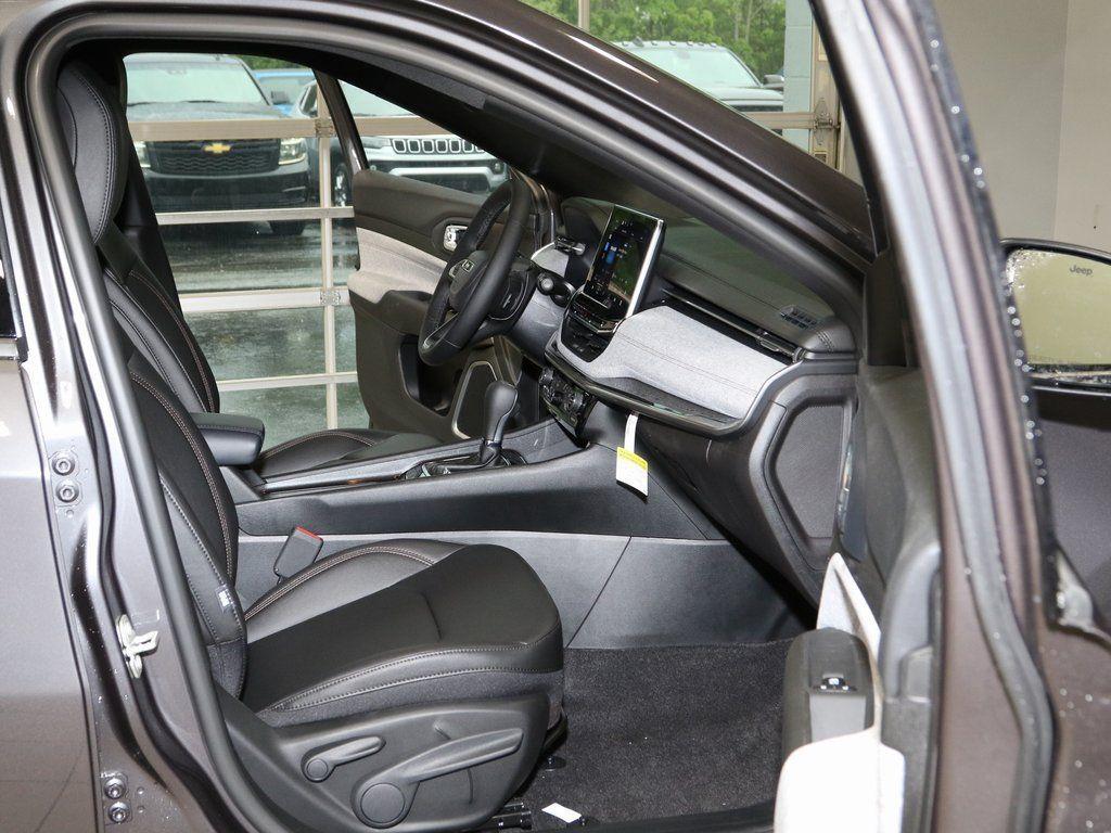 new 2024 Jeep Compass car, priced at $31,272