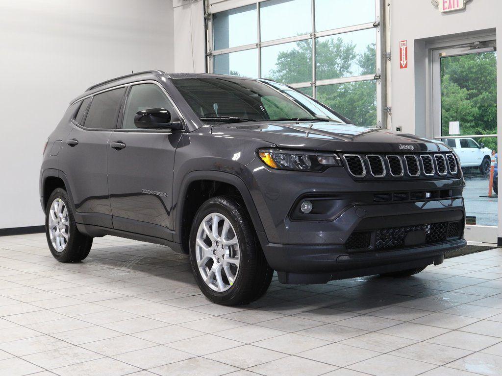 new 2024 Jeep Compass car, priced at $29,272