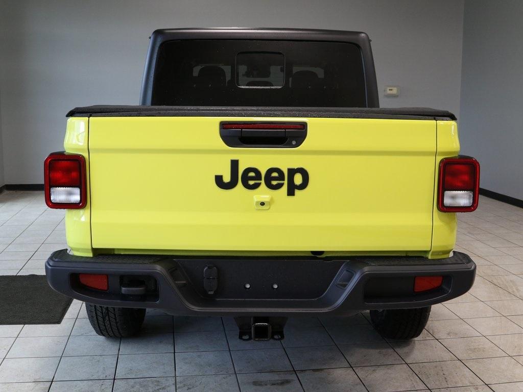 new 2024 Jeep Gladiator car, priced at $46,776