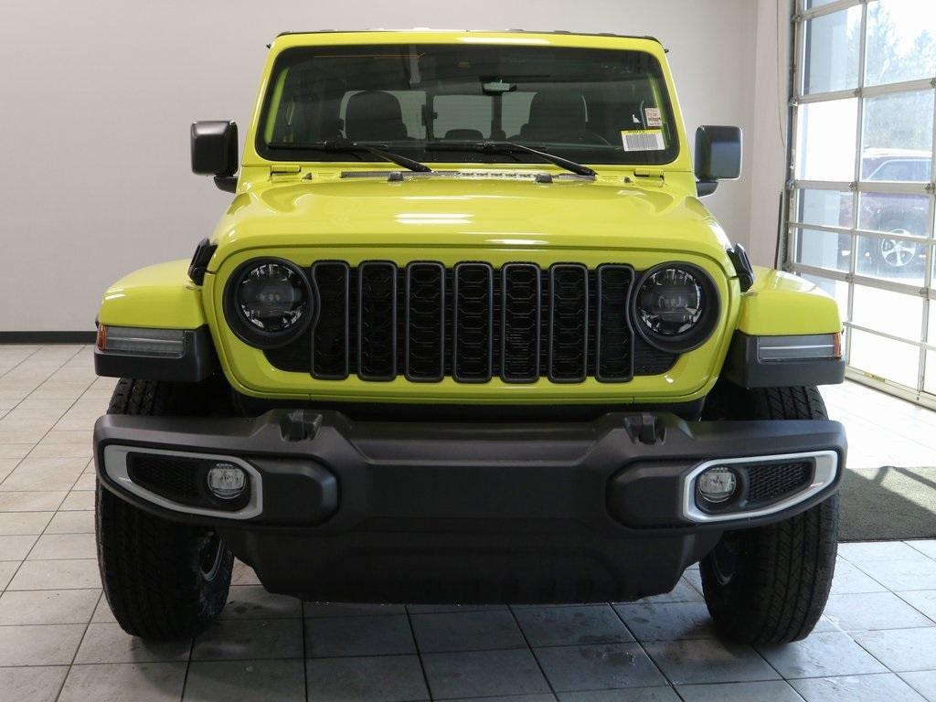 new 2024 Jeep Gladiator car, priced at $46,776