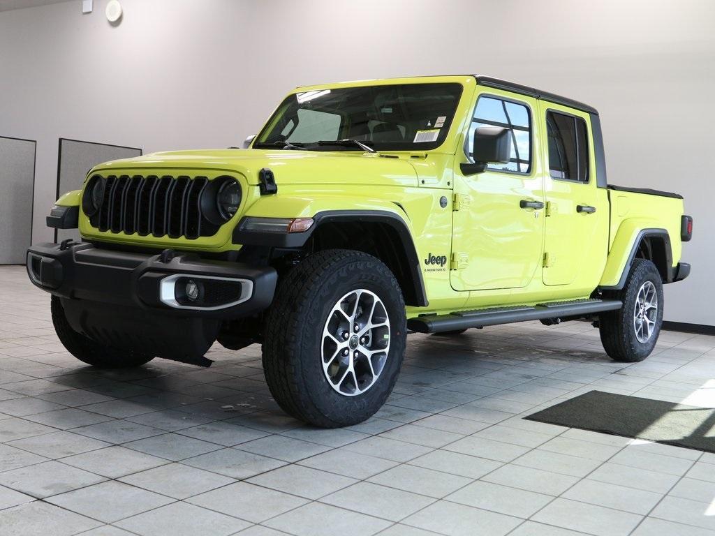 new 2024 Jeep Gladiator car, priced at $46,776