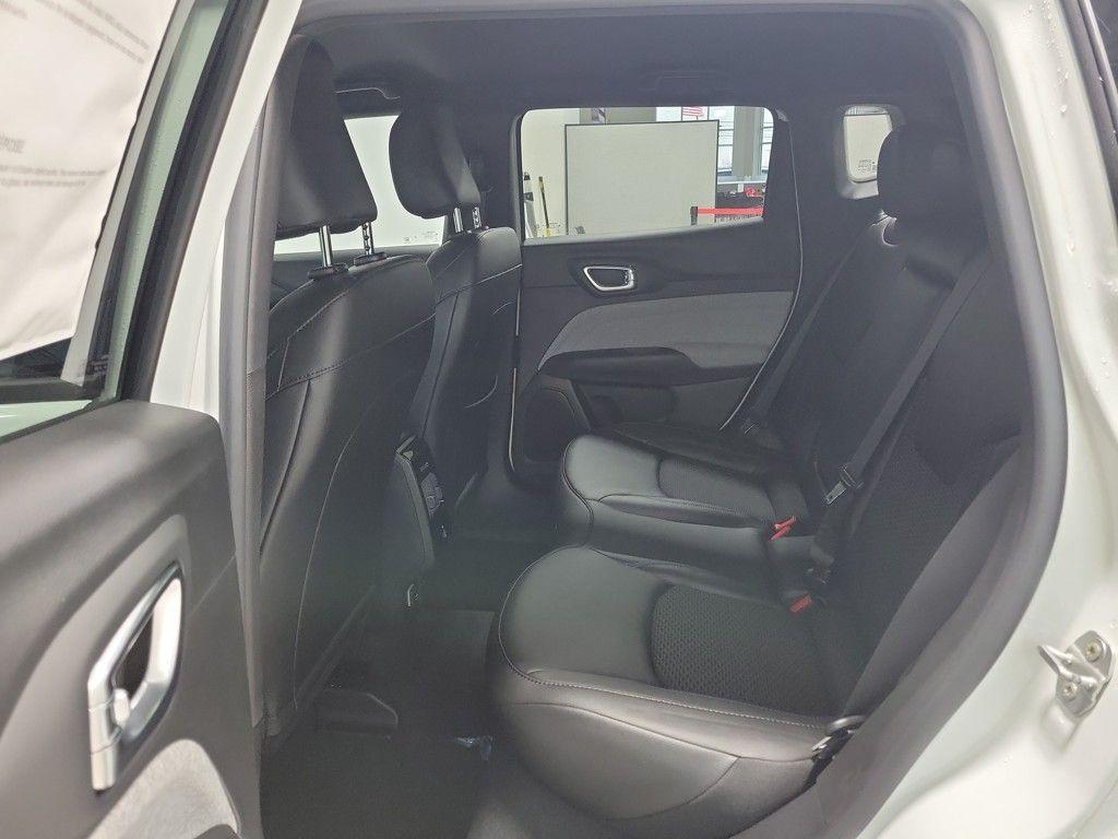 new 2025 Jeep Compass car, priced at $29,638