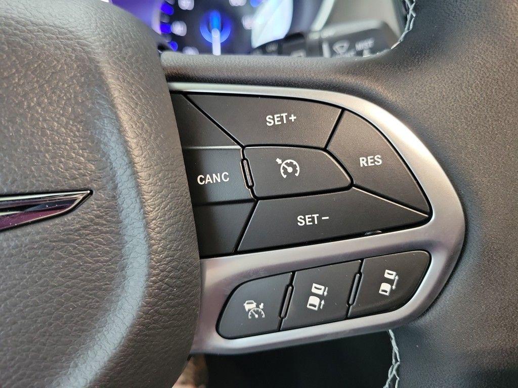 new 2025 Chrysler Pacifica car, priced at $43,114
