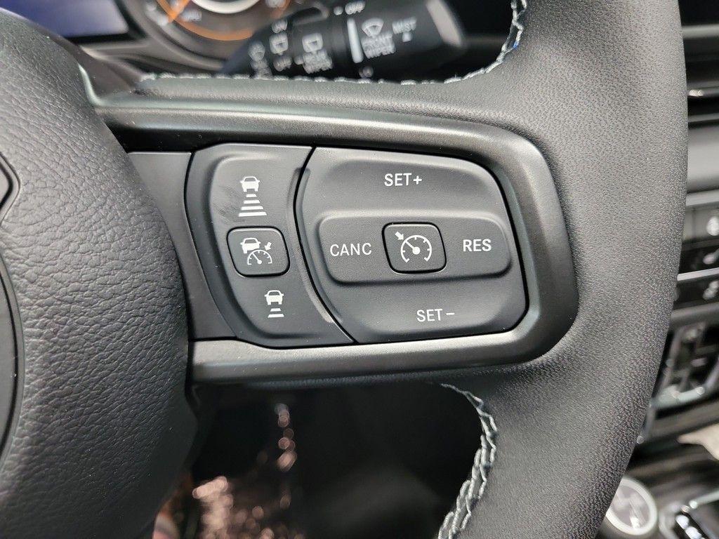 new 2025 Jeep Wrangler car, priced at $68,198