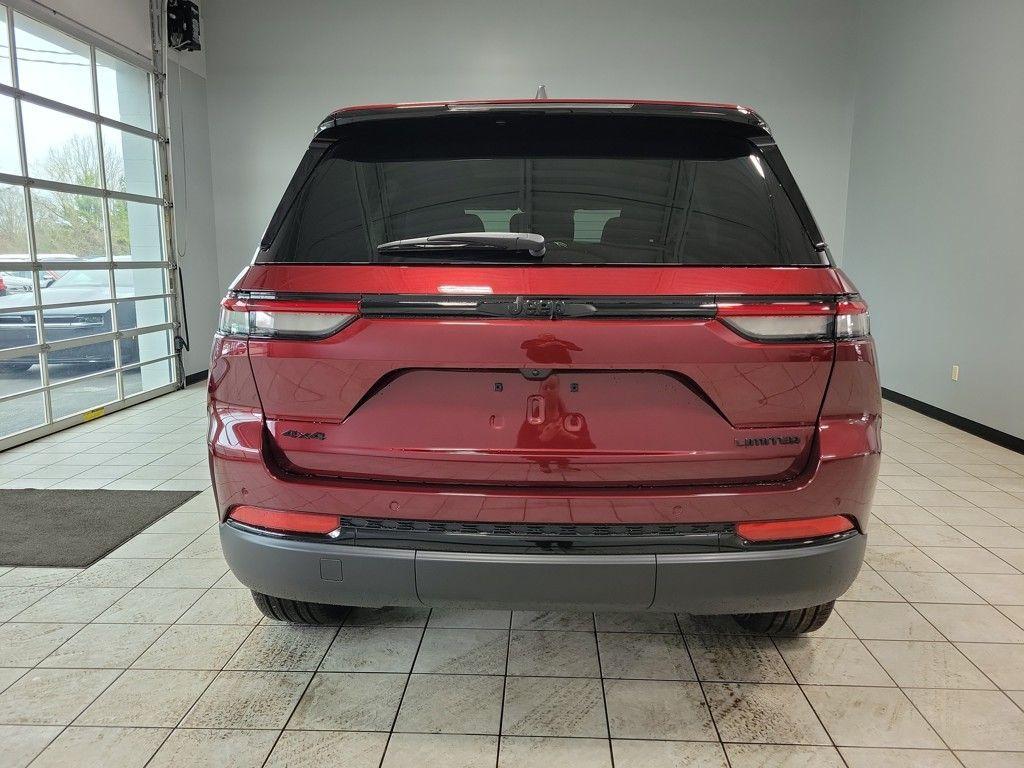 new 2025 Jeep Grand Cherokee car, priced at $47,936