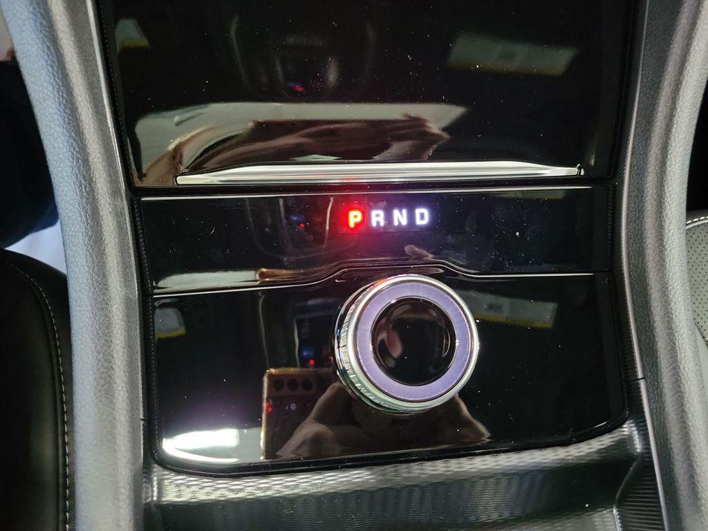 new 2025 Jeep Grand Cherokee car, priced at $41,922