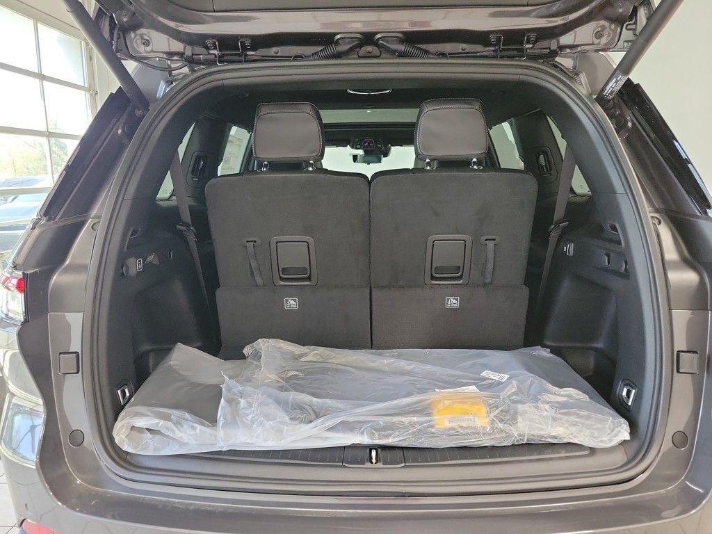 new 2025 Jeep Grand Cherokee L car, priced at $52,284