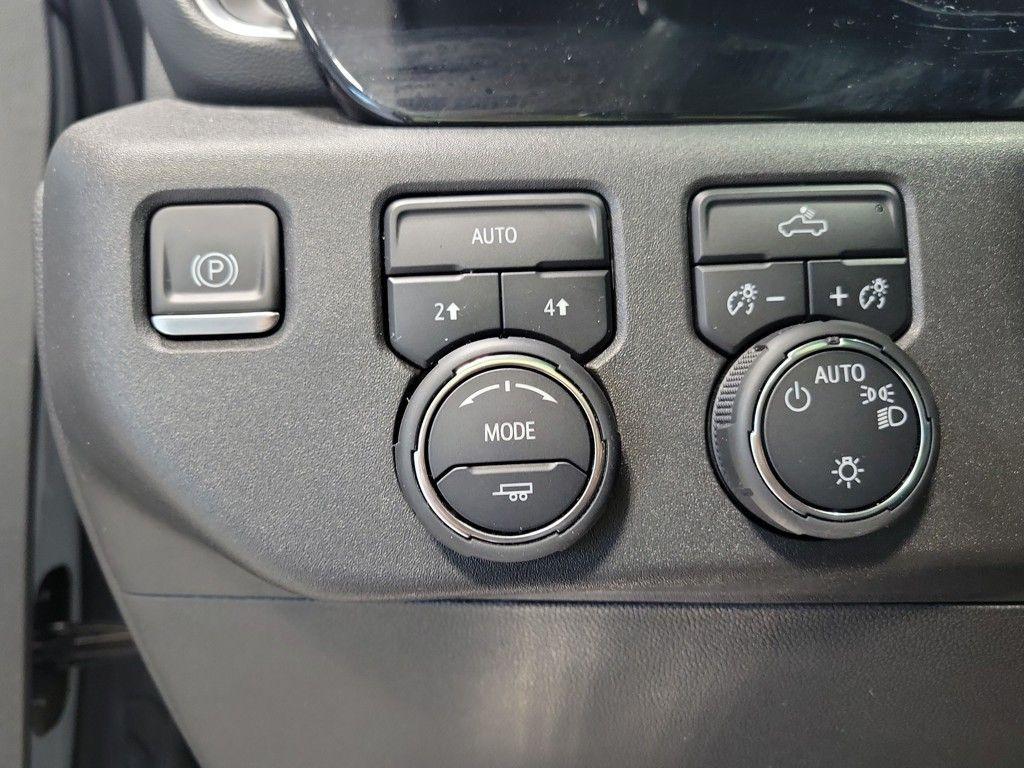 used 2024 Chevrolet Silverado 1500 car, priced at $42,600