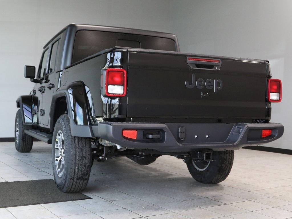 new 2024 Jeep Gladiator car, priced at $46,776