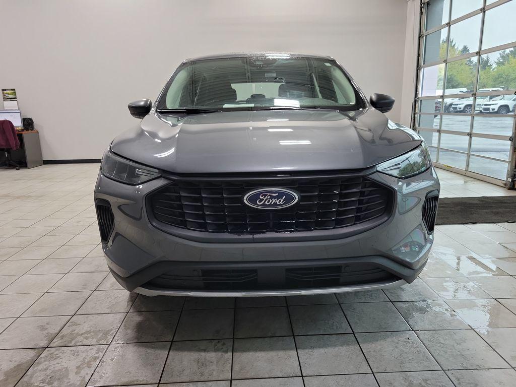 used 2023 Ford Escape car, priced at $22,499