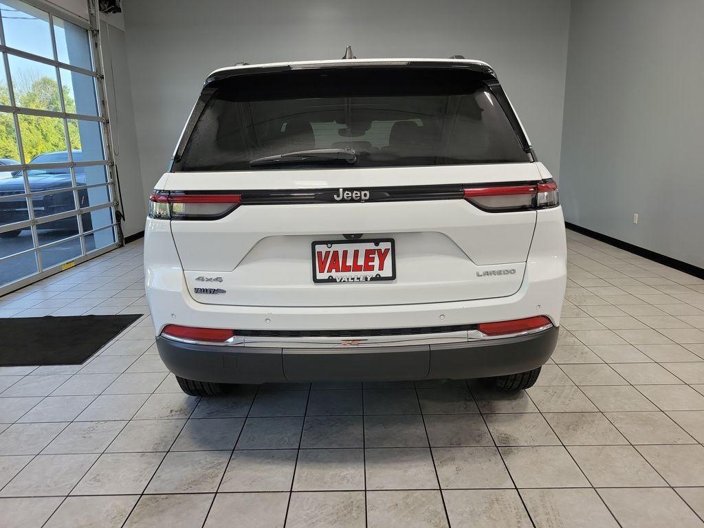 used 2024 Jeep Grand Cherokee car, priced at $33,399