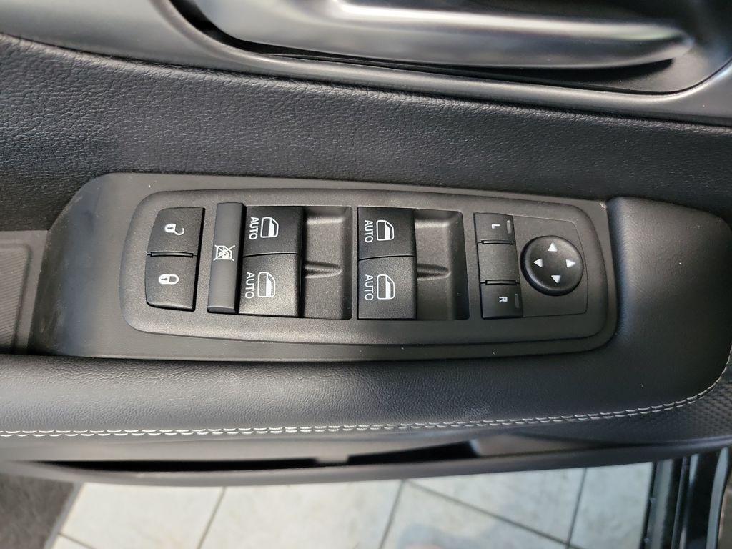 new 2026 Chrysler Pacifica car, priced at $43,490