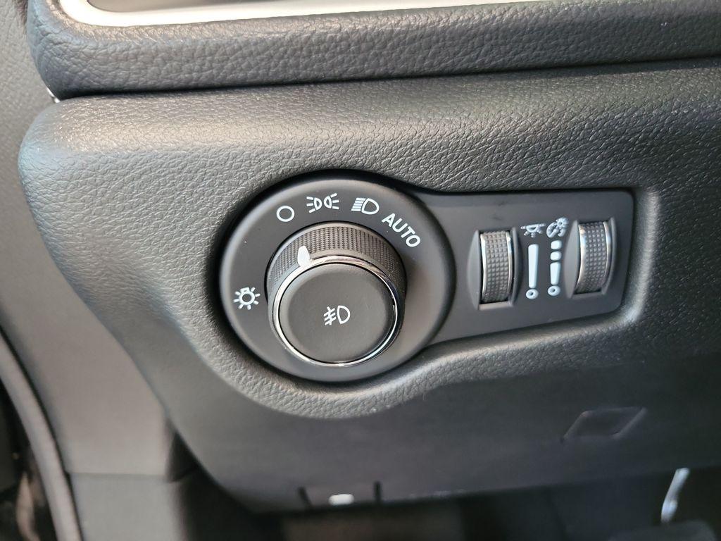 new 2026 Chrysler Pacifica car, priced at $43,490