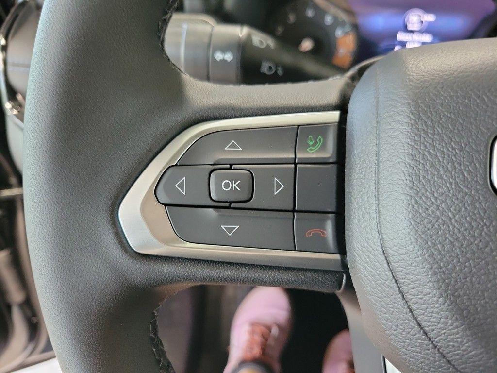 new 2025 Jeep Compass car, priced at $32,805