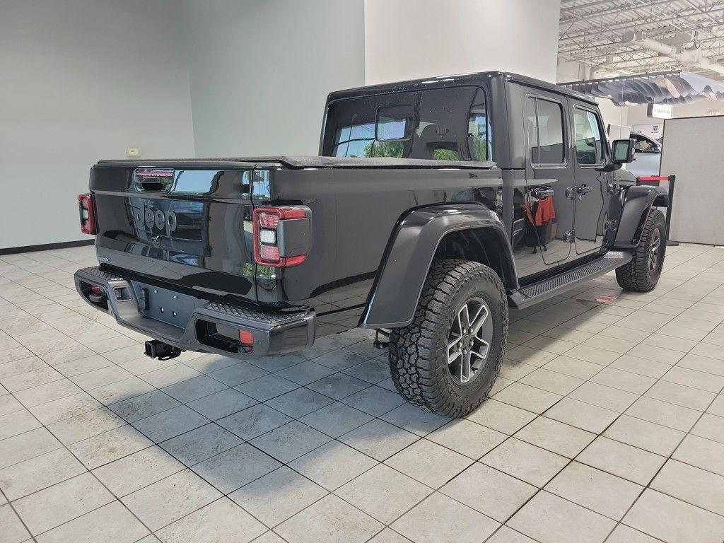 used 2023 Jeep Gladiator car, priced at $40,000