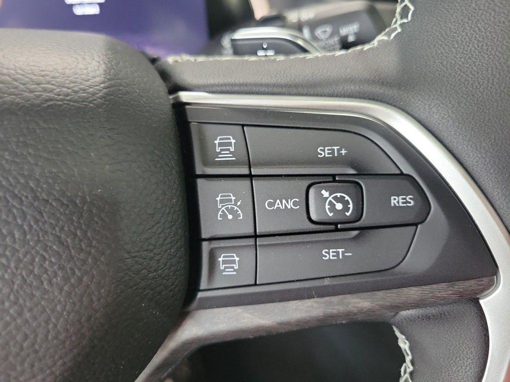 new 2025 Jeep Grand Cherokee L car, priced at $49,533