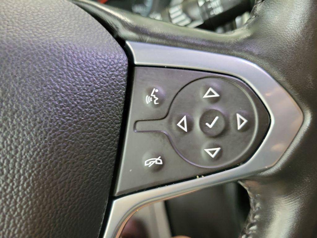 used 2021 Chevrolet Traverse car, priced at $24,999
