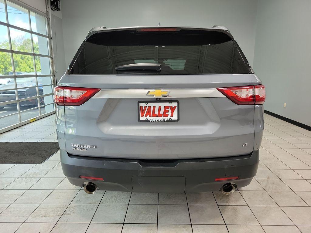 used 2021 Chevrolet Traverse car, priced at $24,999