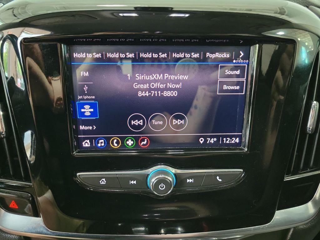 used 2021 Chevrolet Traverse car, priced at $24,999