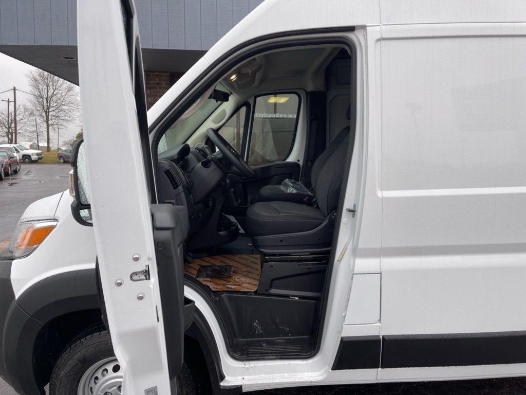 new 2025 Ram ProMaster 2500 car, priced at $52,450