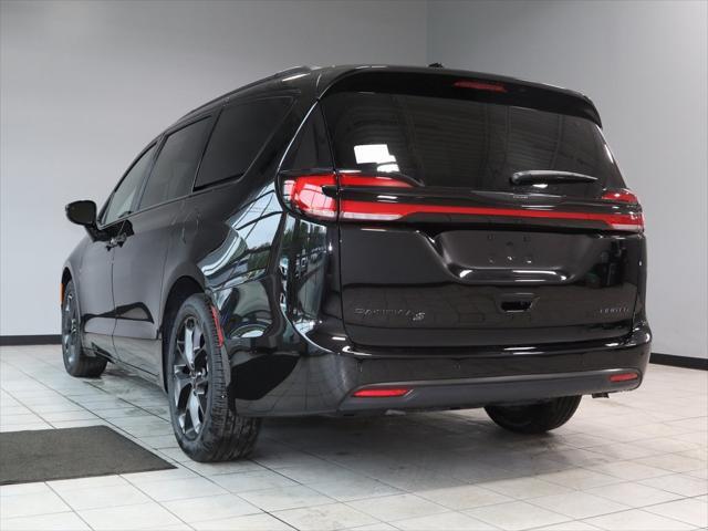 new 2024 Chrysler Pacifica car, priced at $40,255