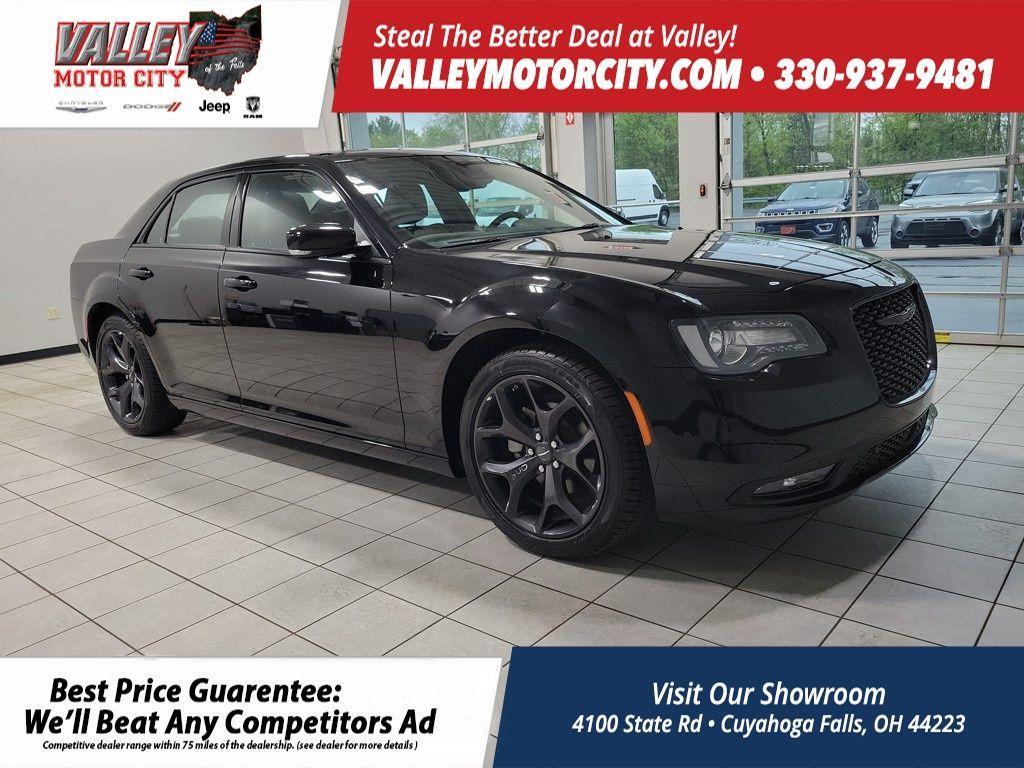 new 2023 Chrysler 300 car, priced at $45,305