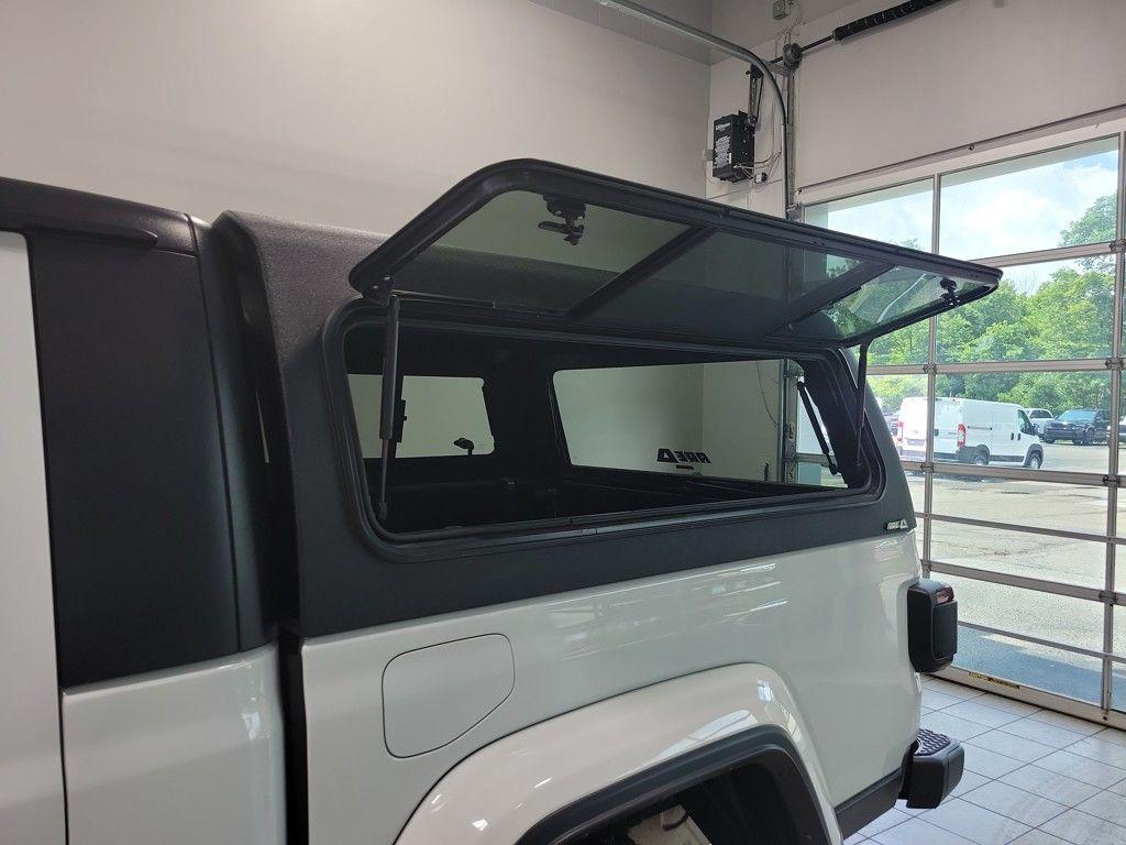 used 2022 Jeep Gladiator car, priced at $33,000