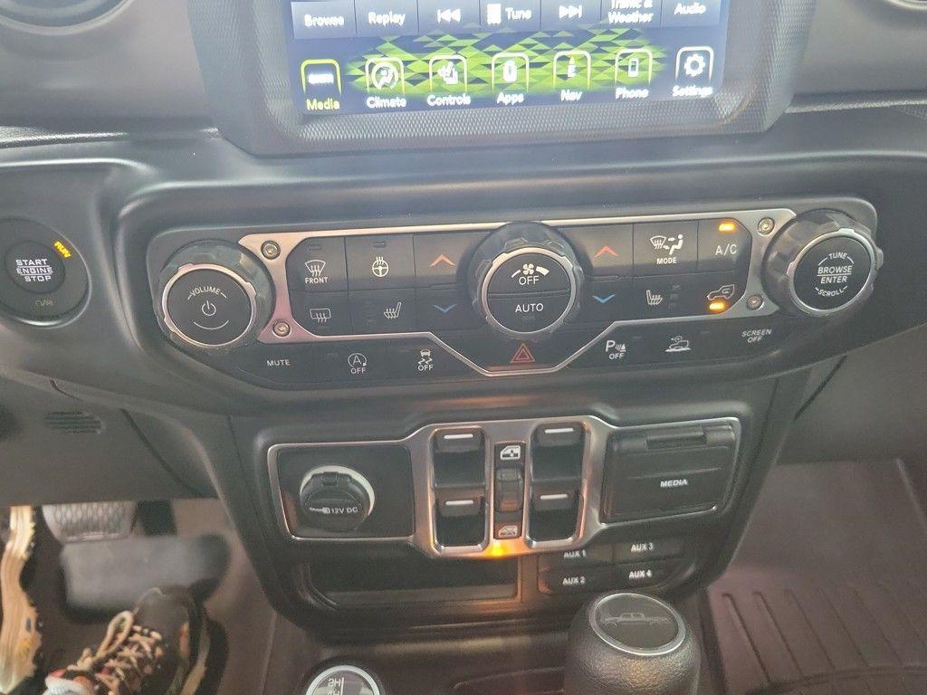 used 2022 Jeep Gladiator car, priced at $33,000