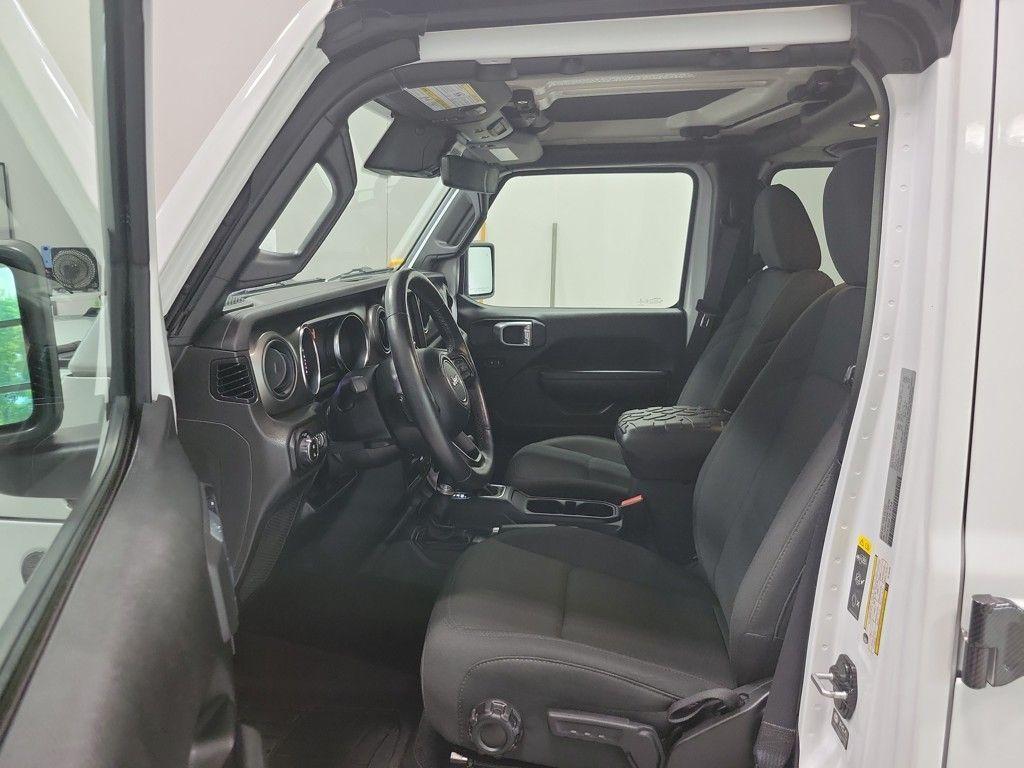 used 2022 Jeep Gladiator car, priced at $33,000