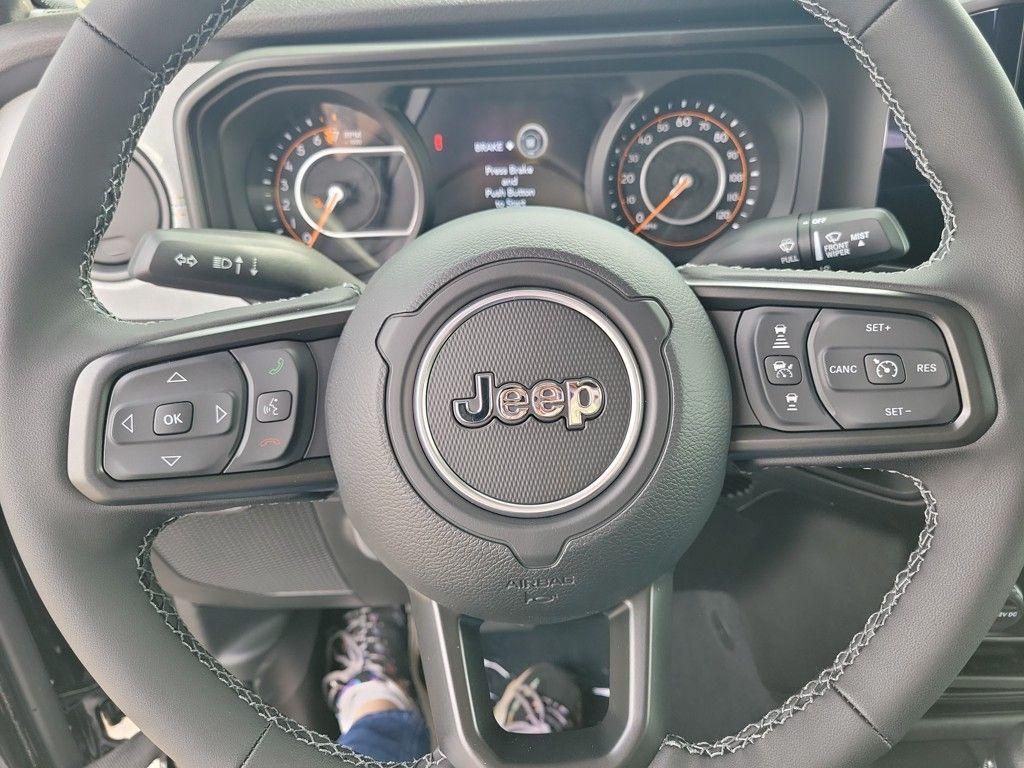 new 2025 Jeep Gladiator car, priced at $48,775