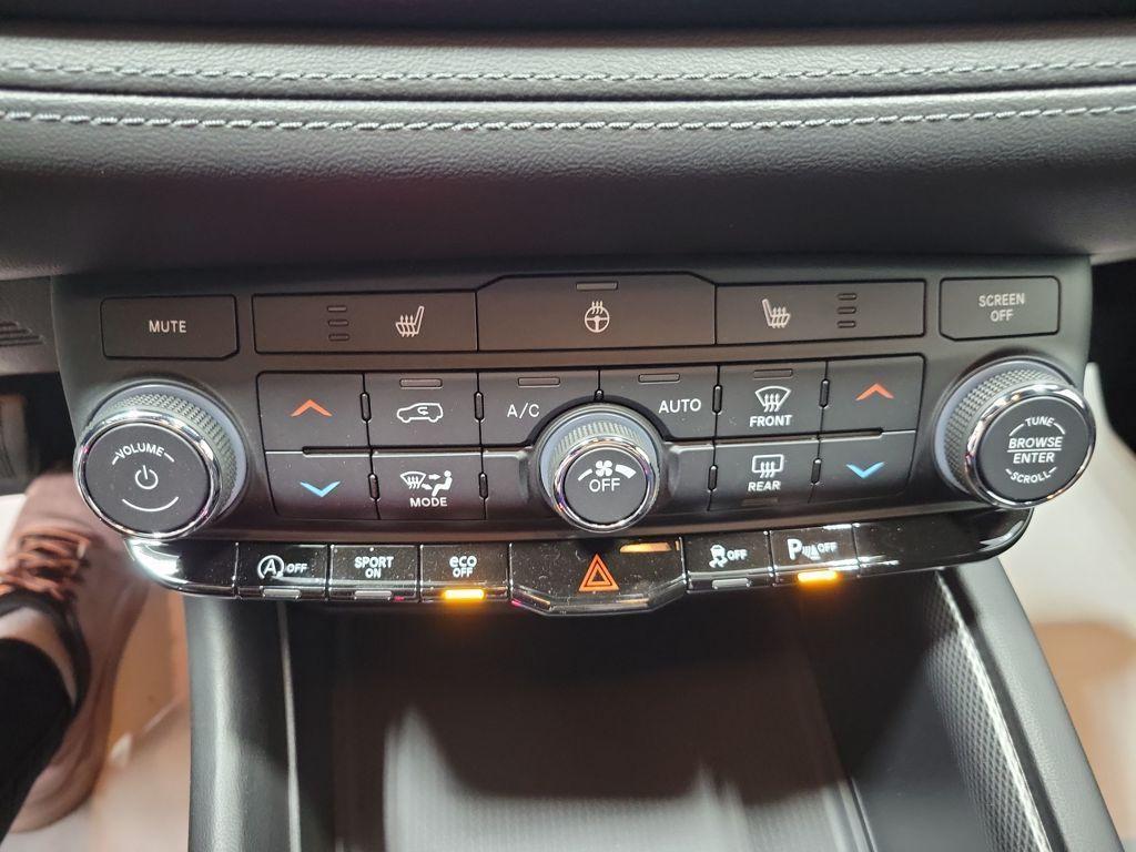 used 2022 Dodge Durango car, priced at $31,999