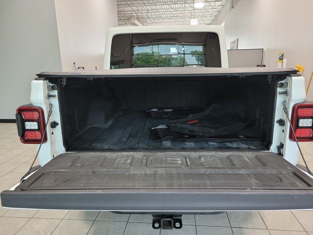 used 2021 Jeep Gladiator car, priced at $36,200