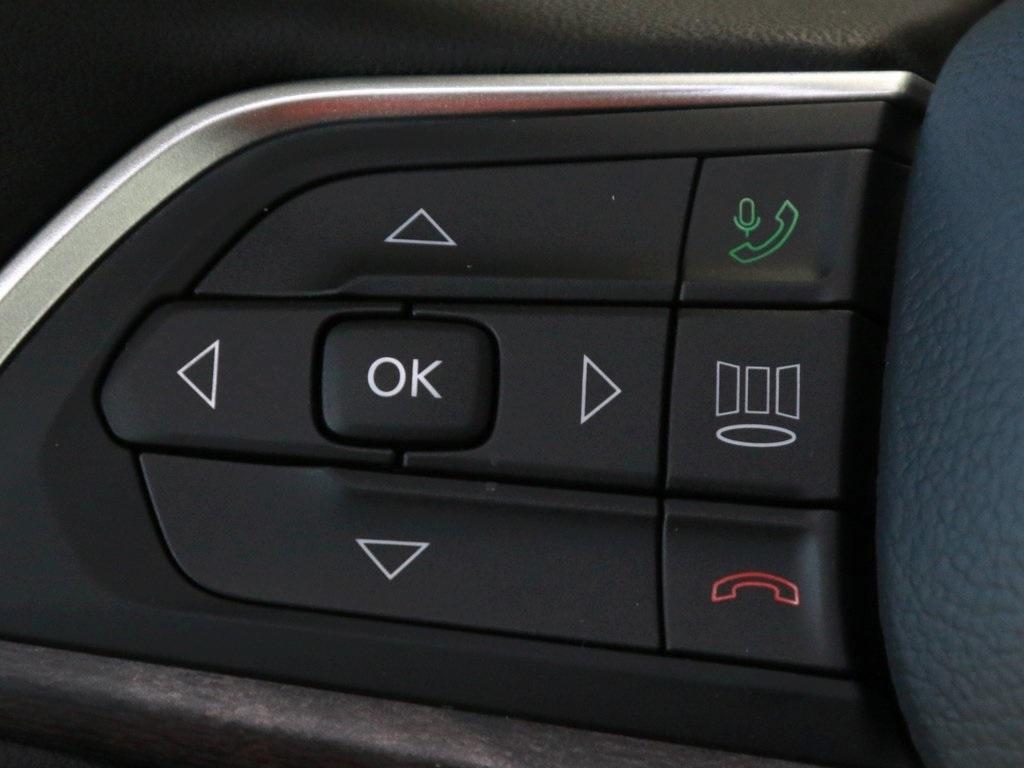 new 2025 Jeep Grand Cherokee car, priced at $47,237