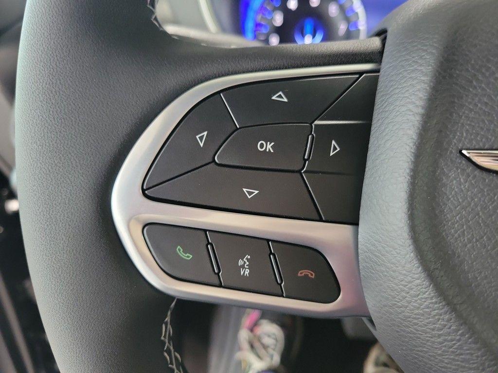 new 2025 Chrysler Pacifica car, priced at $45,725