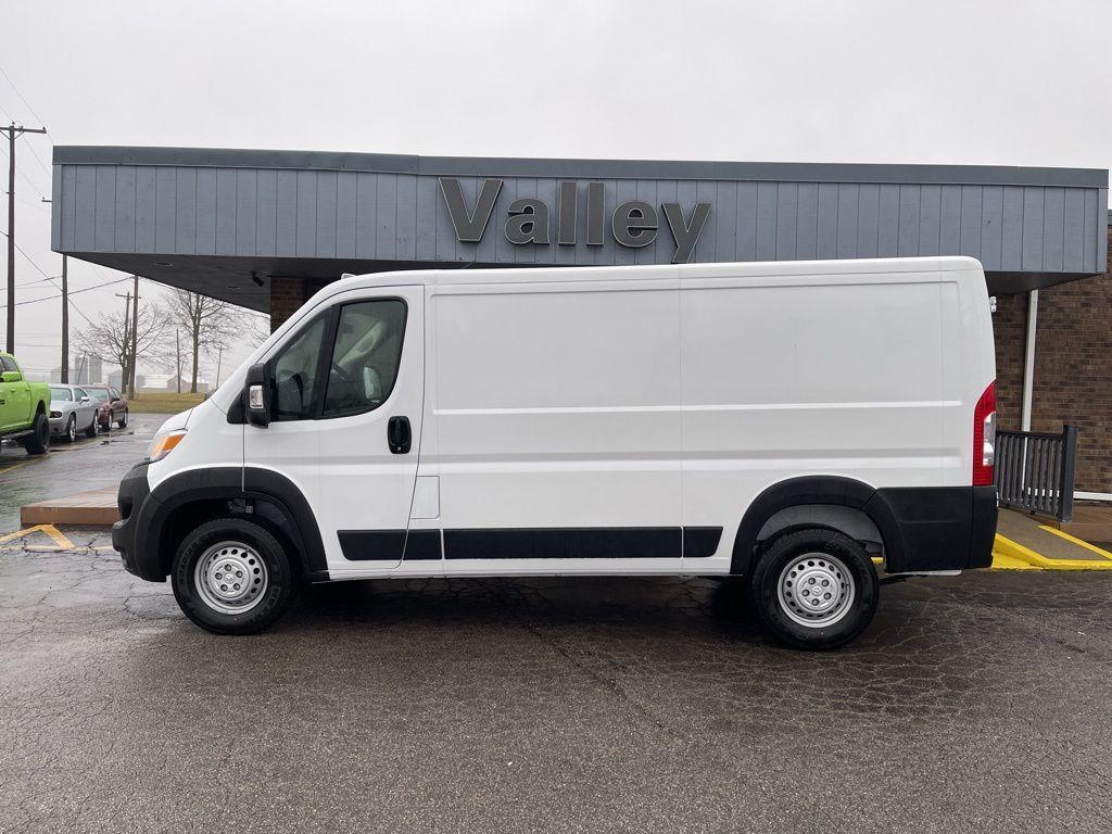 new 2025 Ram ProMaster 2500 car, priced at $49,305