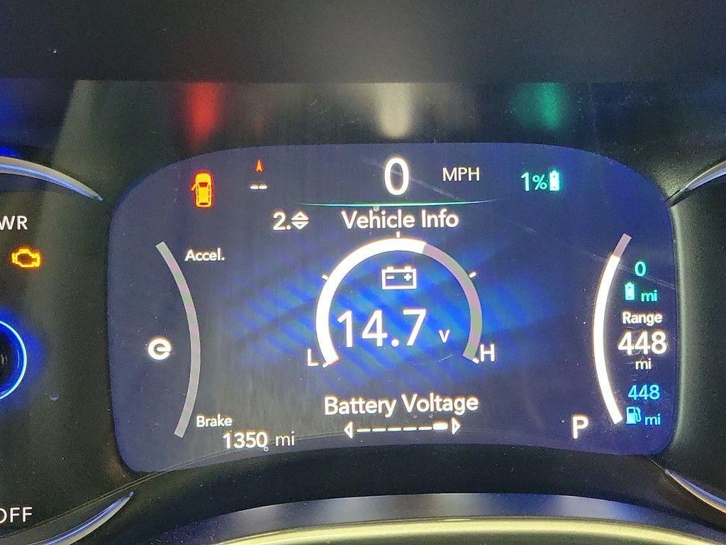 new 2025 Chrysler Pacifica Hybrid car, priced at $46,618