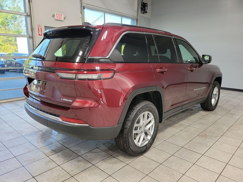 new 2025 Jeep Grand Cherokee car, priced at $43,081