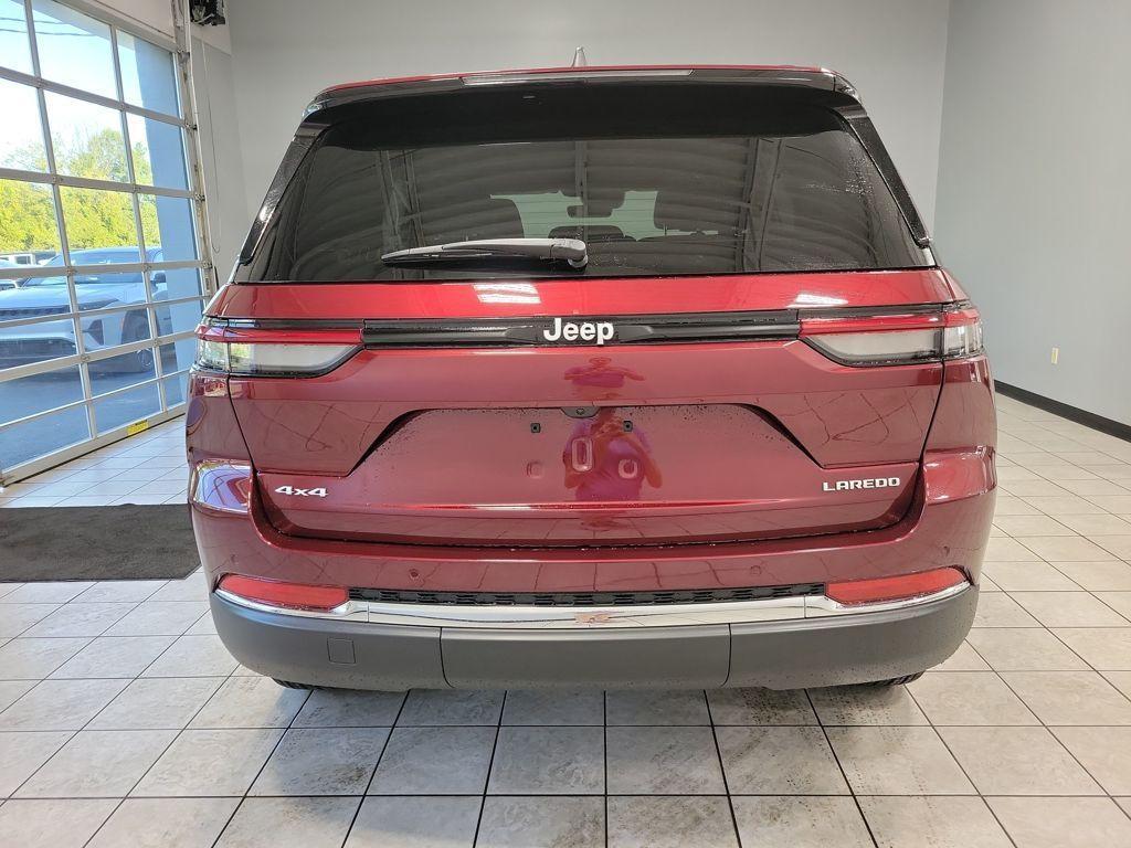 new 2025 Jeep Grand Cherokee car, priced at $43,081