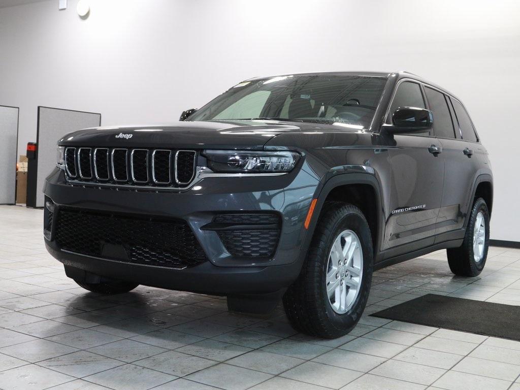 new 2025 Jeep Grand Cherokee car, priced at $35,601