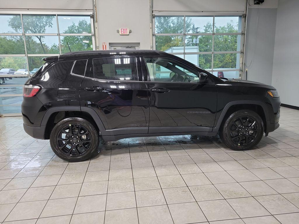 new 2026 Jeep Compass car, priced at $38,560