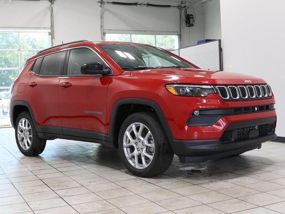 new 2023 Jeep Compass car, priced at $35,999