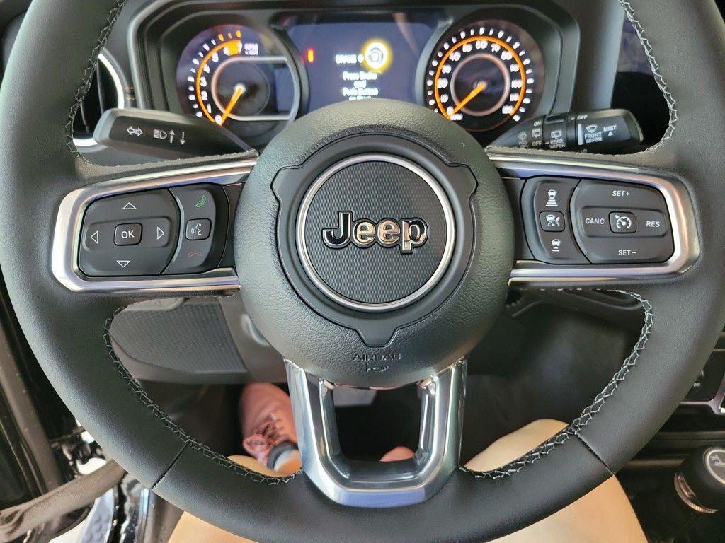 new 2025 Jeep Wrangler car, priced at $56,620
