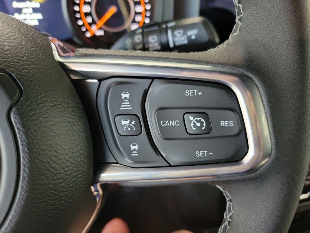 new 2025 Jeep Wrangler car, priced at $56,620