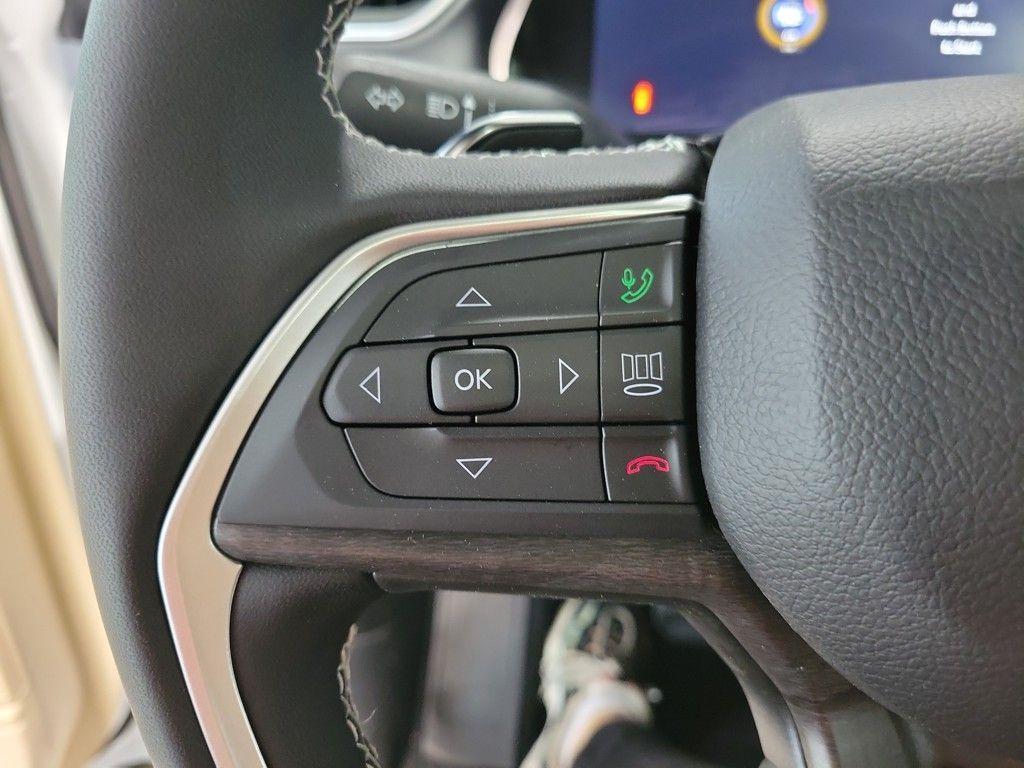 new 2025 Jeep Grand Cherokee L car, priced at $46,193